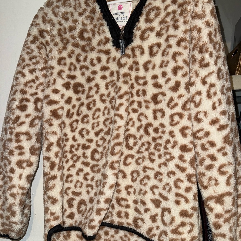 Simply Southern Tan Leopard Fleece Pullover